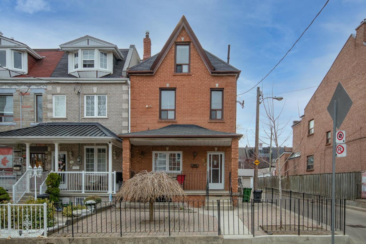 Cozy Home In Downtown Toronto! Exterior photo